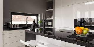 7 KEBIASAAN MANAJER DAPUR YANG SANGAT EFEKTIF